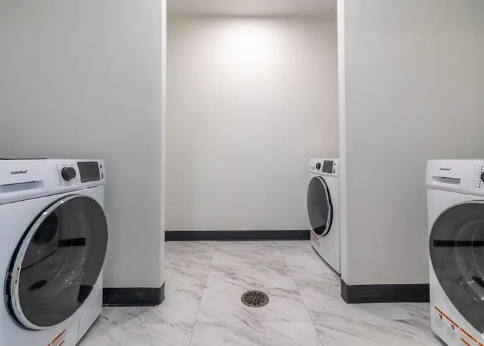 Luxury High-rise With Panoramic Views Tulsa